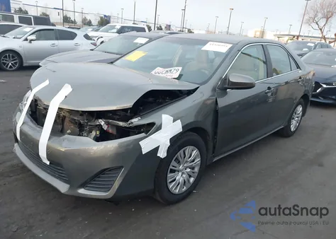 2013 Toyota Camry Le z USA, uszkodzony, nr VIN 4T1BF1FK3DU669041